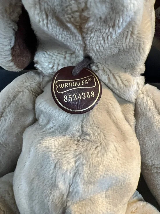 Wrinkles collectible dog puppet - Picture 2 of 6